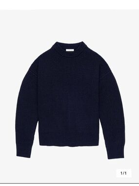 NWT Genevieve Janessa Leone Navy Crewneck Sweater
